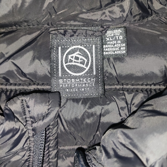 Stormtech City of FSJ puffy vest XL - Picture 2 of 3